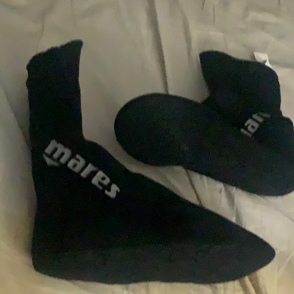 Mares Large Scuba Diving Socks. Neoprene EUC - Picture 3 of 5